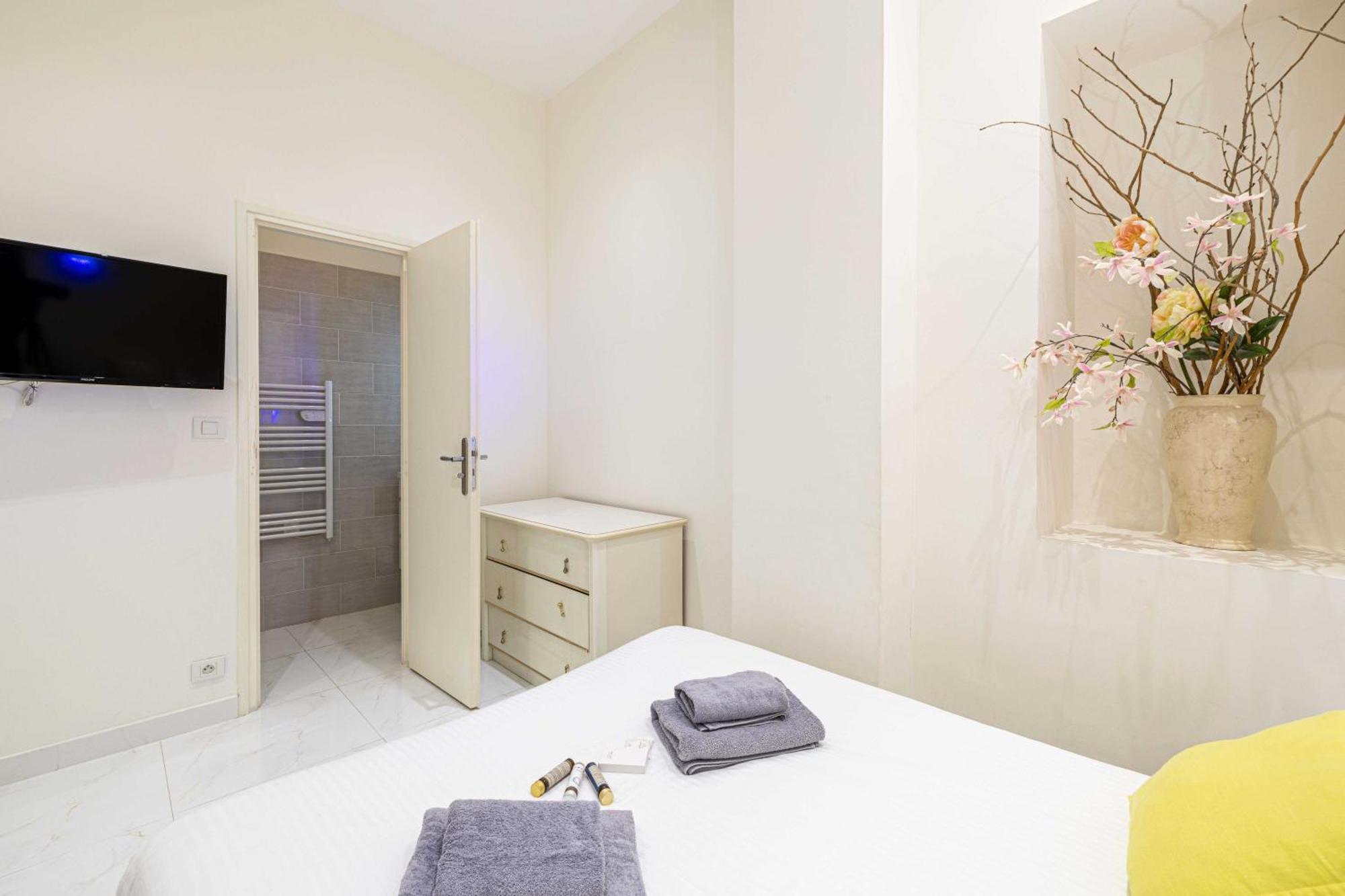 Appartamento Beautiful Two Bedroom Near Croisette