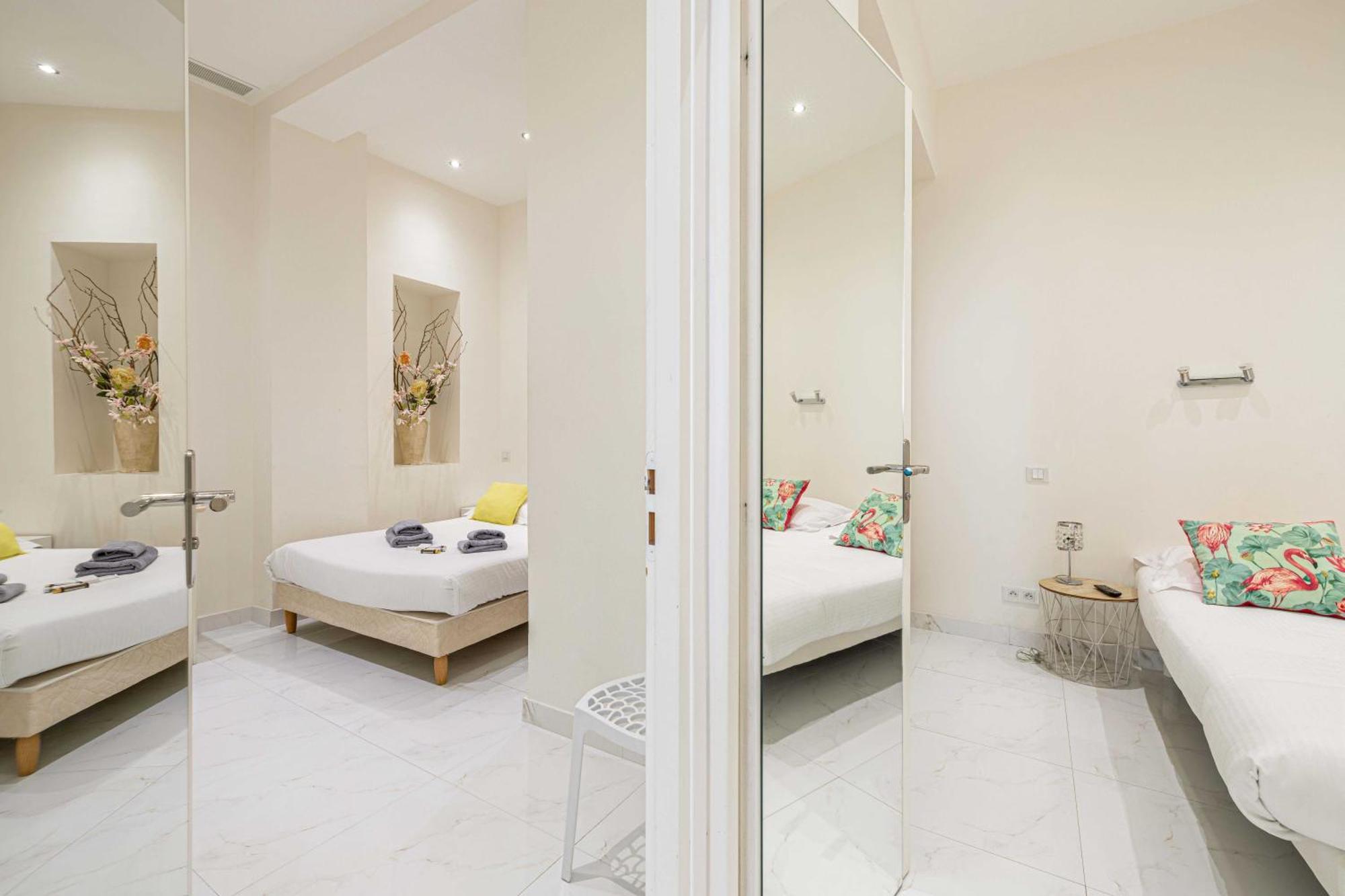 Beautiful Two Bedroom Near Croisette Appartement Cannes